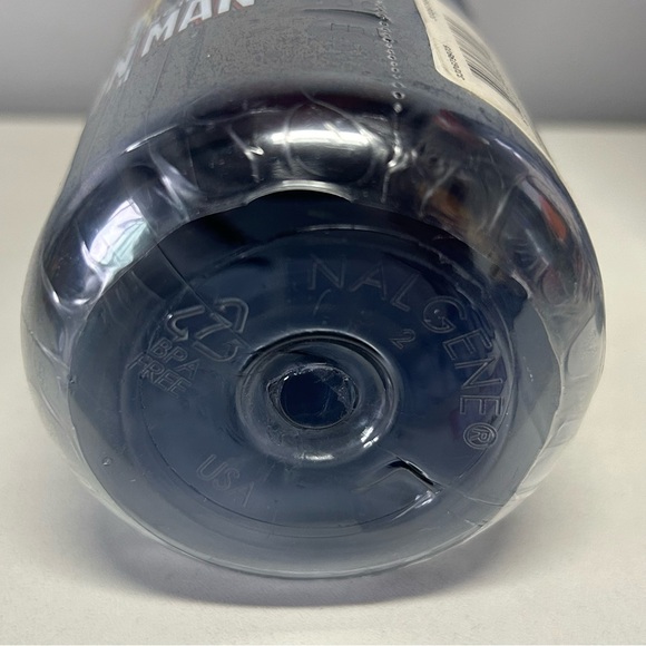 Iron Man Nalgene Kids Water Bottle - Picture 7 of 8